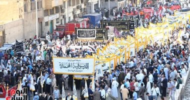 انطلاق موكب الطرق الصوفية احتفالا برأس السنة الهجرية بمشاركة الآلاف موكب الطرق الصوفية