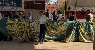طلاب الثانوية العامة بالدقهلية يستعدون لدخول لجان امتحانى الفيزياء والتاريخ طلاب الثانوية
