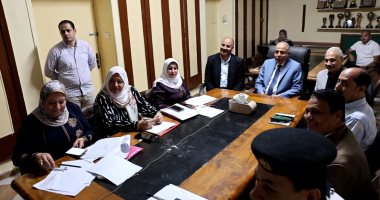 محافظ المنيا ووزير التربية والتعليم يتابعان امتحانات الثانوية العامة عبر الفيديو كونفرانس