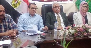 وكيل تعليم الإسماعيلية يتابع امتحانات الثانوية العامة من غرفة العمليات جانب من المتابعة