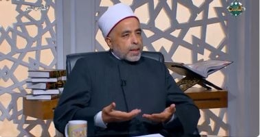 هل عدم الخشوع في الصلاة يُبطلها؟.. أمين الفتوى يجيب "فيديو" الشيخ إبراهيم عبد السلام أمين الفتوى بدار الإفتاء المصرية