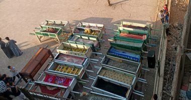 19 نعشا جاهزة لاستقبال جثامين ضحايا حادث الطريق الإقليمى بالمنوفية.. لايف النعوش
