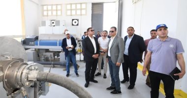 وزير الإسكان ومحافظ القليوبية يتابعان مشروعات مياه الشرب 