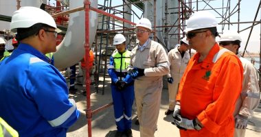 وزير البترول يتفقد استعدادات وتجهيزات ميناء سونكر  لاستقبال سفينة "Energos Power"