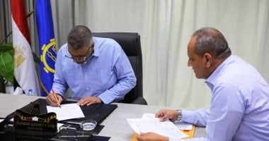 محافظ أسوان يحدد 210 درجات للقبول بالثانوى العام.. والفني يبدأ من 140 درجة محافظ أسوان يعتمد النتيجة
