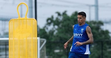 برشلونة يهدد استمرار كانسيلو مع الهلال السعودي كانسيلو
