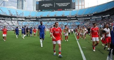 استئناف مباراة بنفيكا ضد تشيلسي بعد توقفها أكثر من ساعة ونصف بنفيكا ضد تشيلسي