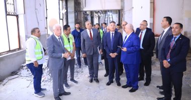 محافظة القاهرة تبدأ تطوير محل جروبي بميدان طلعت حرب.. صور بدء العمل في تطوير محل جروبي بميدان طلعت حرب
