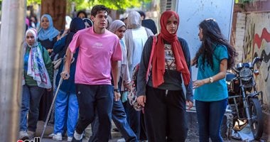 بدء دخول طلاب الثانوية العامة إلى لجان اللغة الأجنبية الأولى بدء دخول طلاب الثانوية العامة
