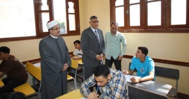 محافظ الجيزة يتابع سير امتحانات شهادة الثانوية الأزهرية محافظ الجيزة يتابع امتحانات شهادة الثانوية الأزهرية