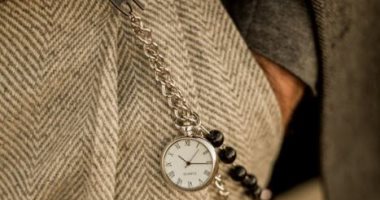 هدايا تناسب رجل برج السرطان.. اكسبى قلبه بالاهتمام بالتفاصيل