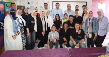 محافظ السويس يزور إدارة الموهوبين ويشيد بجهود اكتشاف وتنمية المواهب