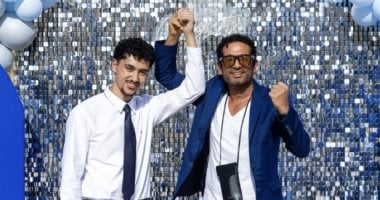 عمرو سعد يحتفل بنجاح ابنه: مبروك يا صاحبى عقبال الشهادة الكبيرة عمرو سعد وابنه رابي