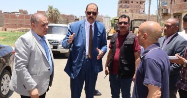 محافظ سوهاج يتفقد رصف طريق "الشوش- بلصفورة- المنشاة" بتكلفة 15 مليون جنيه جانب من الزيارة والتفقد