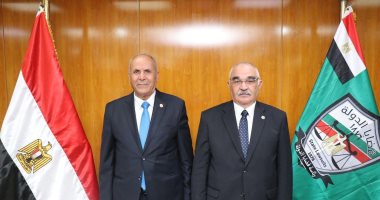 قضايا الدولة تكرم المستشار عبد الرزاق شعيب لبلوغه سن التقاعد بحضور الرئيس الجديد هيئة قضايا الدولة تكرّم المستشار عبد الرزاق شعيب في حفل مهيب بمناسبة بلوغه سن التقاعد