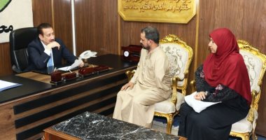 محافظ المنوفية يقرر صرف مساعدات مالية ومواد غذائية ولحوم لحالات إنسانية