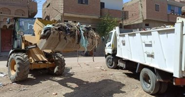 رفع 50 طن قمامة ومخلفات بـ9 قرى بمركز سوهاج