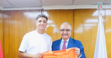 البنك الأهلي يضم  احمد امين قفة
