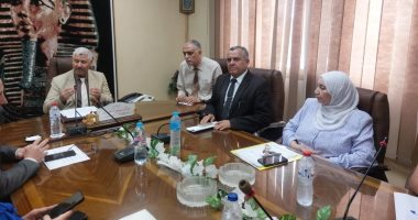 رئيس كهرباء جنوب الدلتا يجتمع بمأمورى الضبط القضائى الجدد بالشركة