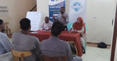 ندوة توعوية عن التأمين الصحي الشامل بأرمنت برعاية وحدة سكان الأقصر.. صور