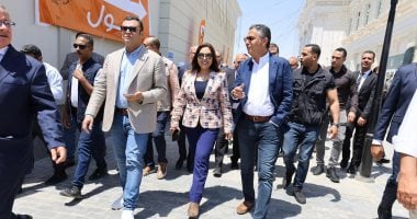 نيوز برو : 
                                            5 وزراء يفتتحون فرع سلسة 