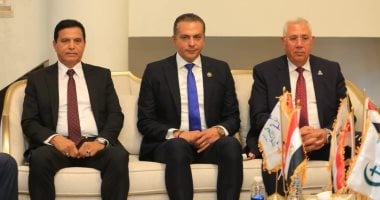 مشاركون فى اجتماع القائمة الوطنية من أجل مصر