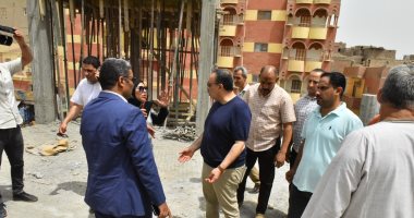 محافظ أسيوط يتفقد مشروع السوق الحضارى بأبنوب تمهيدا لنقل الباعة الجائلين