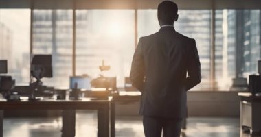 تفسير الحلم بالعمل فى مكان جديد.. بداية ولا مسئولية فى الطريق إليك؟