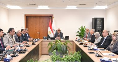 وزير الري يتابع دراسات التعاون المصري الهولندي لتحسين إدارة المياه وزير الري يتابع دراسات التعاون المصري الهولندي