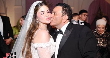 نجوم الفن يشاركون محمد فؤاد فرحته بزفاف ابنته فى أجواء احتفالية مميزة.. صور حفل زفاف ابنة محمد فؤاد