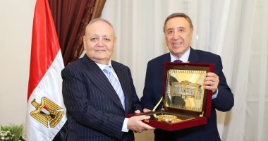 رئيس المحكمة الدستورية يهنئ رئيس مجلس الدولة