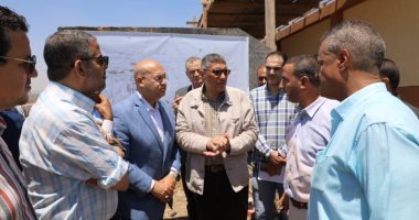 الجيزة: تعزيز كفاءة شبكات المياه وتوسعة محطات الصرف بقرى منشأة القناطر محافظ الجيزة يتفقد مشروعات الصرف الصحي والمياه