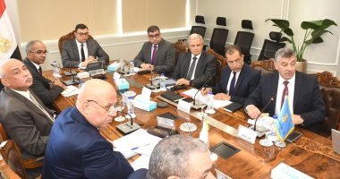 نيوز برو : 
                                            وزير الإسكان يتابع موقف مشروعات مياه الشرب والصرف ضمن مبادرة 