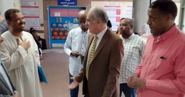 رئيس جامعة أسوان يتفقد مستشفيات الجامعة لمتابعة كفاءة الخدمة الطبية