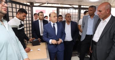 محافظ كفر الشيخ يتفقد انتظام العمل بالمركز التكنولوجى فى الحامول 