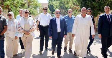 محافظ الإسماعيلية: تركيب سيستم كاميرات مراقبة والتعاقد مع شركة أمن للمقابر