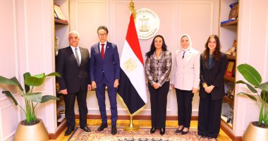 وزيرة التضامن تلتقى رئيس بعثة اللجنة الدولية للصليب الأحمر لدعم قطاع غزة