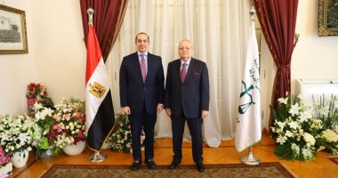 رئيس مجلس الدولة يستقبل وزير الشئون النيابية والقانونية لتقديم التهنئة