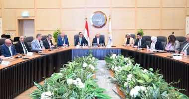نيوز برو : 
                                            كامل الوزير: صرف مستحقات شركات تصنيع السيارات المسجلة ببرنامج دعم الصادرات
                                        