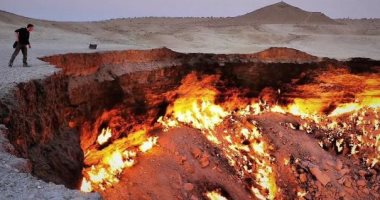 بوابة الجحيم.. حفرة مشتعلة فى تركمانستان منذ أكثر من 50 عامًا تثير الدهشة بوابة الجحيم