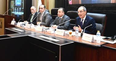 وزارة الاتصالات أمام النواب يعلن عودة جلسات البورصة غدا: الخطوط تعمل بنسبة 100% لجنة الاتصالات وتكنولوجيا بمجلس النواب