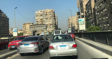النشرة المرورية.. كثافات متوسطة للسيارات بمحاور القاهرة والجيزة كثافات متوسطة للسيارات بمحاور القاهرة والجيزة