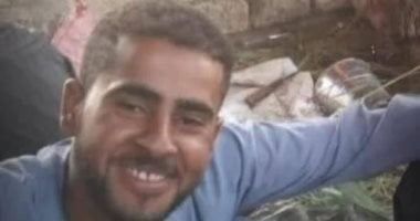 صور المفقودين فى حادث سقوط سيارة داخل نهر النيل بقنا.. وما زال البحث جاريا