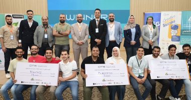 طلاب الذكاء الاصطناعى بجامعة كفر الشيخ يحصدون الأول والثالث بمسابقة مشروعات التخرج
