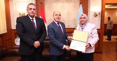 محافظ كفر الشيخ يكرّم المتميزين بالصحة تقديرًا لدعمهم للمبادرات الرئاسية