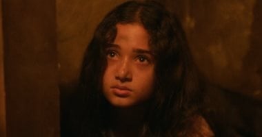 ابنة كريم محمود عبد العزيز فى ظهور خاص معه خلال الحلقة 9 من مملكة الحرير ابنة كريم محمود عبد العزيز