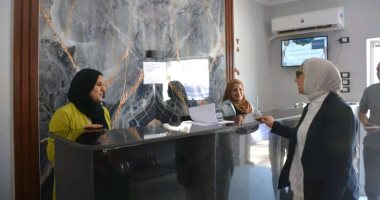 نائب محافظ الوادى الجديد تتفقد وحدة الكشف المبكر للأورام بالخارجة