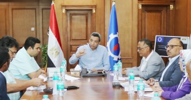 محافظة السويس تستعرض اقتراحات لحل مشكلة انقطاع المياه بحضور الجهات المعنية