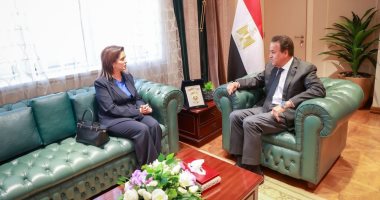 وزير الصحة المدير الإقليمي لإقليم شرق المتوسط بمنظمة الصحة العالمية