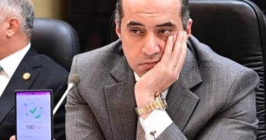 "إنستاباي شغال".. وزير الشئون النيابية يرد على نائب بشأن أزمة الخدمات بعد حريق سنترال رمسيس المستشار محمود فوزى